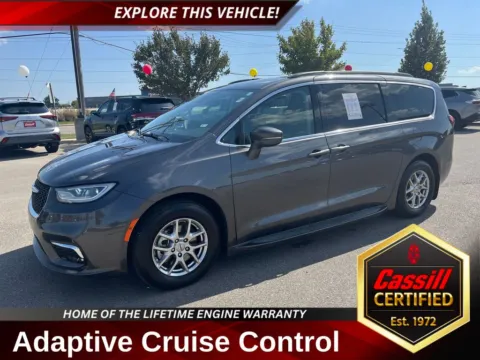 Gray 2021 Chrysler Pacifica Touring for sale in Cedar Rapids, IA