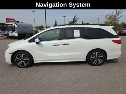 Photos of 2019 Honda Odyssey Elite for sale in Cedar Rapids, IA at Cassill Motors