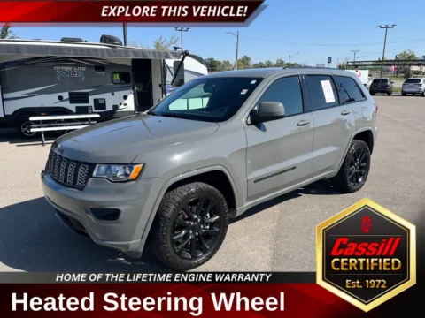 Gray 2022 Jeep Grand Cherokee WK Laredo X for sale in Cedar Rapids, IA