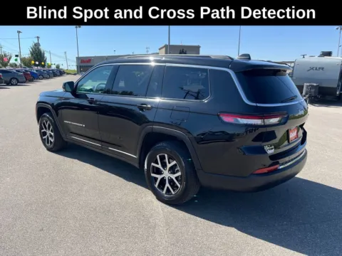 Another view of 2024 Jeep Grand Cherokee L Limited for sale in Cedar Rapids, IA at Cassill Motors