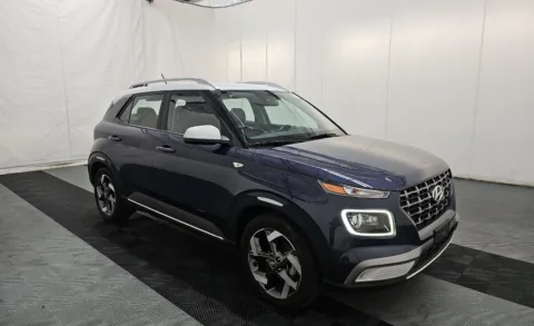 More photos of 2023 Hyundai Venue Limited at Cassill Motors, IA