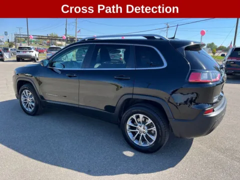 Another view of 2019 Jeep Cherokee Latitude Plus for sale in Cedar Rapids, IA at Cassill Motors