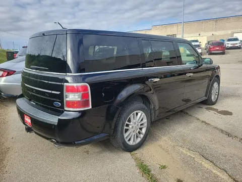 More photos of 2016 Ford Flex SEL at Cassill Motors, IA