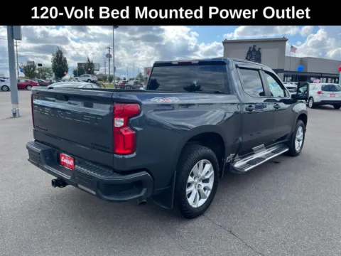 More photos of 2021 Chevrolet Silverado 1500 Custom at Cassill Motors, IA
