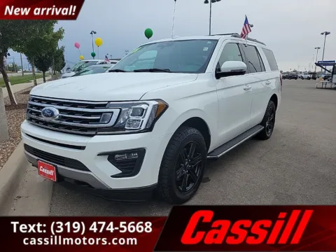 White 2021 Ford Expedition XLT for sale in Cedar Rapids, IA