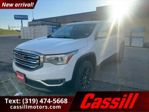 White 2017 GMC Acadia SLT-1 for sale in Cedar Rapids, IA