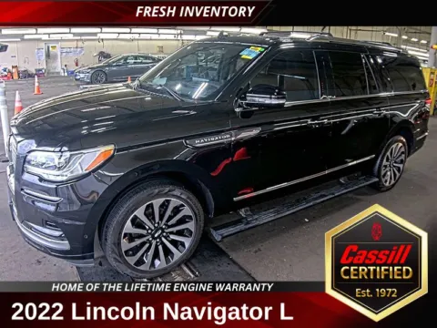 Black 2022 Lincoln Navigator L L Reserve for sale in Cedar Rapids, IA