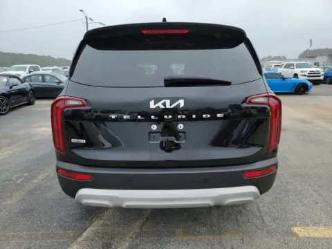 More photos of 2022 Kia Telluride LX at Cassill Motors, IA