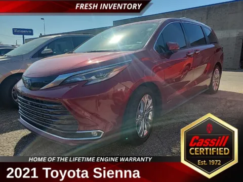 Red 2021 Toyota Sienna Platinum for sale in Cedar Rapids, IA