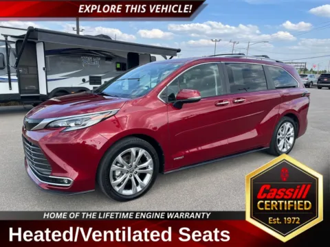 Red 2021 Toyota Sienna Limited for sale in Cedar Rapids, IA