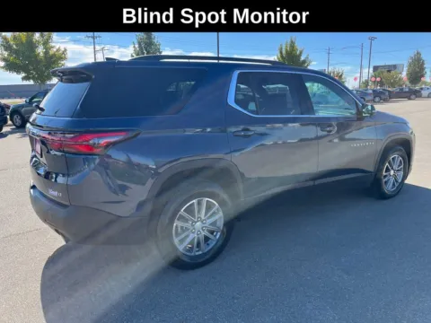 More photos of 2023 Chevrolet Traverse LT at Cassill Motors, IA
