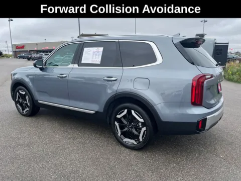 Another view of 2023 Kia Telluride S for sale in Cedar Rapids, IA at Cassill Motors