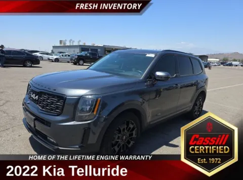 Gray 2022 Kia Telluride SX for sale in Cedar Rapids, IA