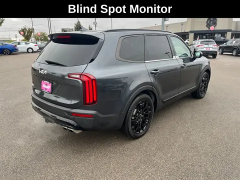 More photos of 2022 Kia Telluride SX at Cassill Motors, IA