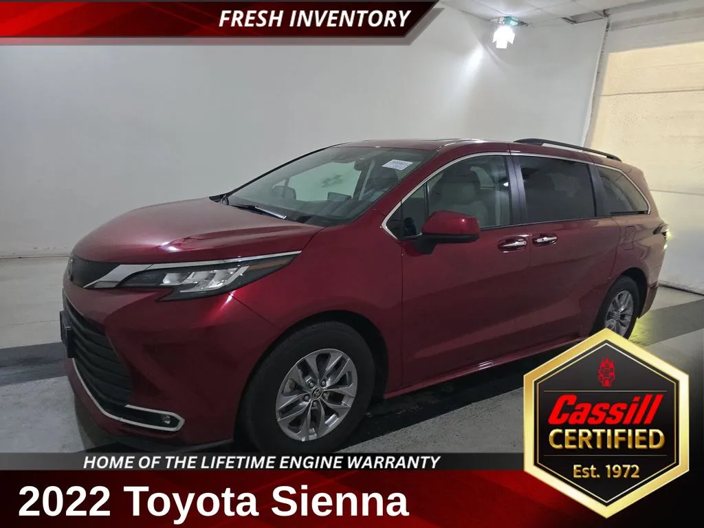 Red 2022 Toyota Sienna XLE for sale in Cedar Rapids, IA