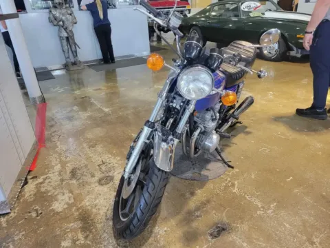 More photos of 1977 KAWASAKI KZ 650 MC at Cassill Motors, IA