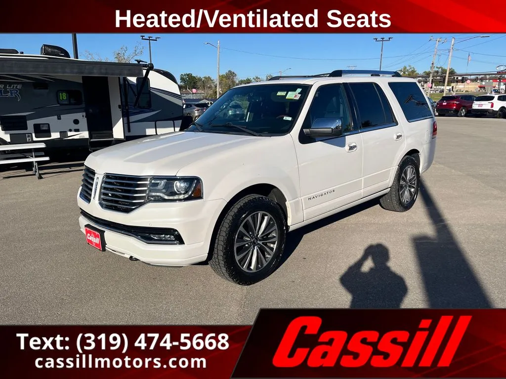 White 2015 Lincoln Navigator for sale in Cedar Rapids, IA