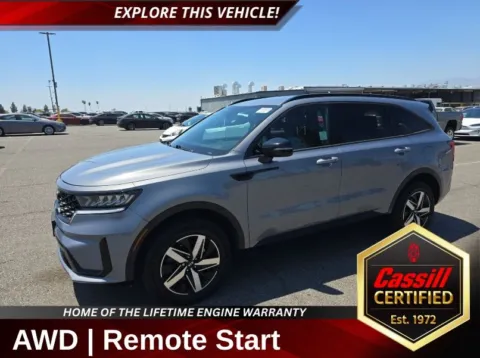 Silver 2021 Kia Sorento EX for sale in Cedar Rapids, IA