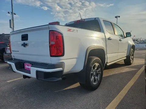 More photos of 2018 Chevrolet Colorado Z71 at Cassill Motors, IA