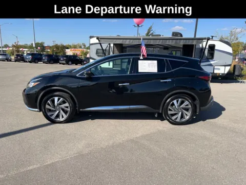 Photos of 2021 Nissan Murano SL for sale in Cedar Rapids, IA at Cassill Motors