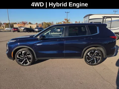 Photos of 2023 Mitsubishi Outlander PHEV SE for sale in Cedar Rapids, IA at Cassill Motors