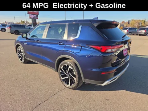 Another view of 2023 Mitsubishi Outlander PHEV SE for sale in Cedar Rapids, IA at Cassill Motors