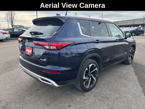 More photos of 2023 Mitsubishi Outlander PHEV SE at Cassill Motors, IA