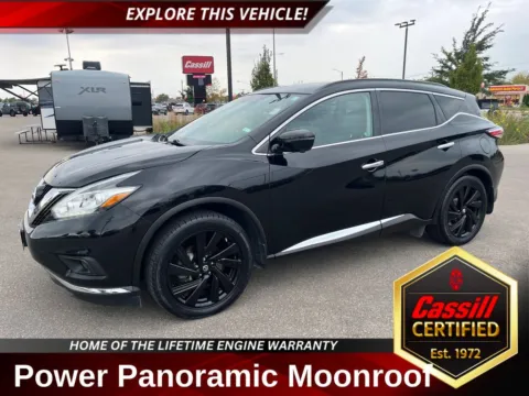 Black 2017 Nissan Murano Platinum for sale in Cedar Rapids, IA