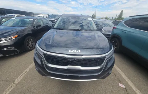 Photos of 2022 Kia Seltos S for sale in Cedar Rapids, IA at Cassill Motors