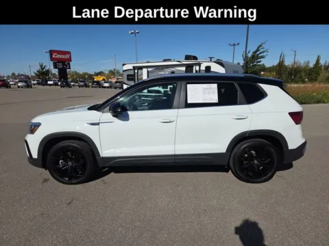 Photos of 2024 Volkswagen Taos 1.5T SE for sale in Cedar Rapids, IA at Cassill Motors