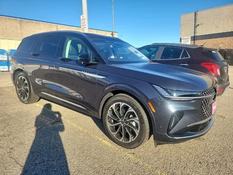 Another view of 2024 Lincoln Nautilus Reserve for sale in Cedar Rapids, IA at Cassill Motors