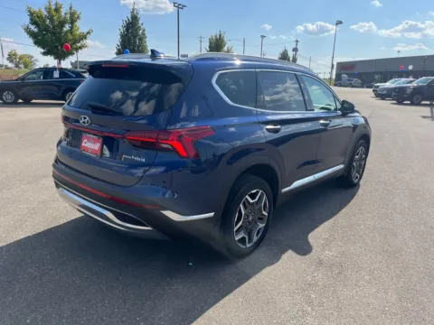 More photos of 2023 Hyundai Santa Fe Hybrid SEL Premium at Cassill Motors, IA