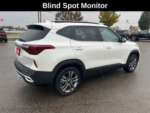 More photos of 2023 Kia Seltos S at Cassill Motors, IA