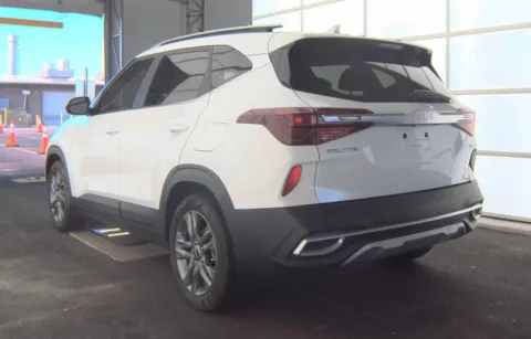 More photos of 2023 Kia Seltos S at Cassill Motors, IA