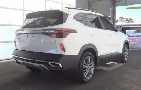More photos of 2023 Kia Seltos S at Cassill Motors, IA