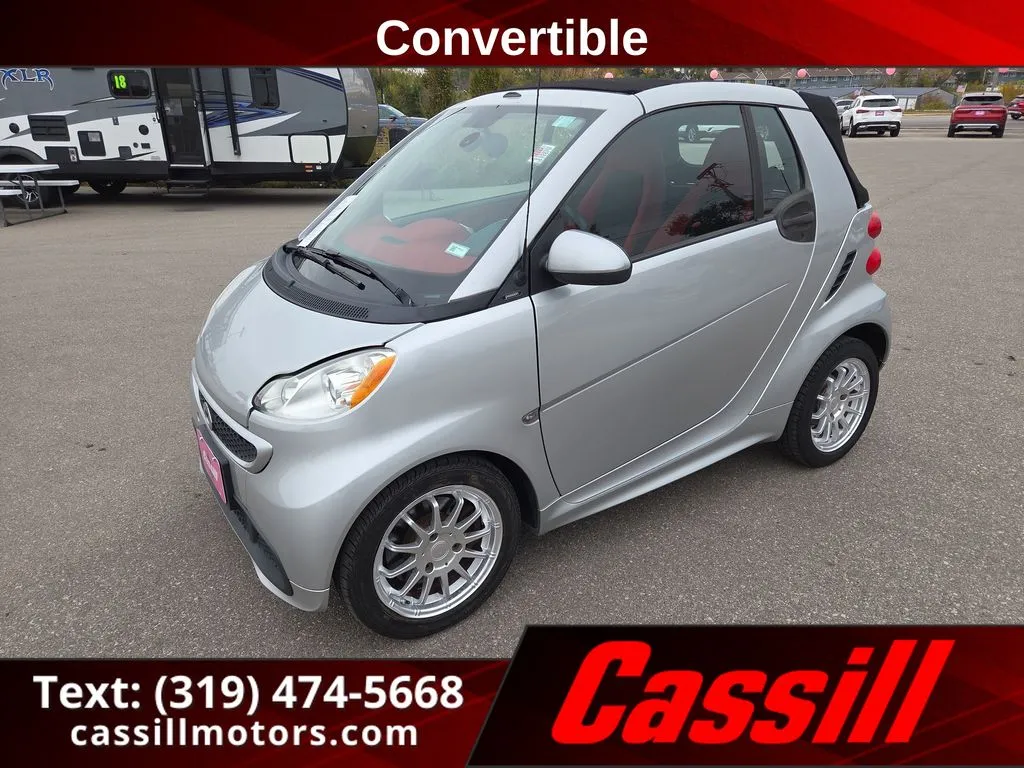 Gray 2013 smart Fortwo Passion for sale in Cedar Rapids, IA
