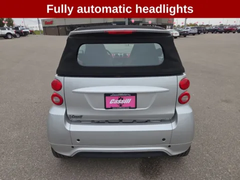 More photos of 2013 smart Fortwo Passion at Cassill Motors, IA