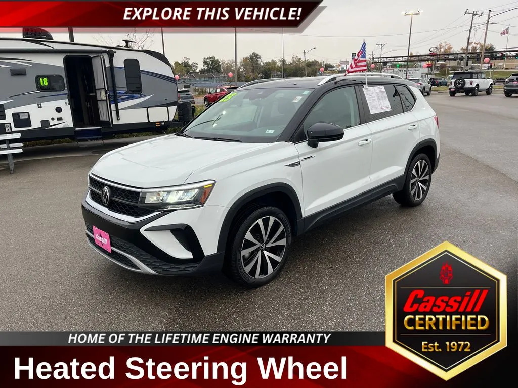 White 2023 Volkswagen Taos 1.5T SE for sale in Cedar Rapids, IA