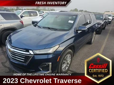 Blue 2023 Chevrolet Traverse LT Leather for sale in Cedar Rapids, IA