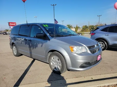 More photos of 2020 Dodge Grand Caravan SE at Cassill Motors, IA