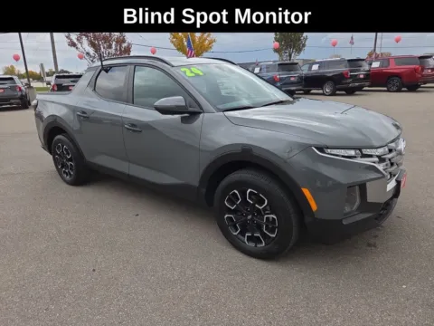 Another view of 2024 Hyundai Santa Cruz SEL for sale in Cedar Rapids, IA at Cassill Motors