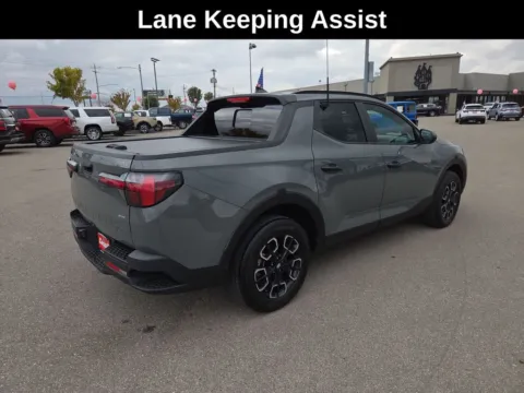 More photos of 2024 Hyundai Santa Cruz SEL at Cassill Motors, IA
