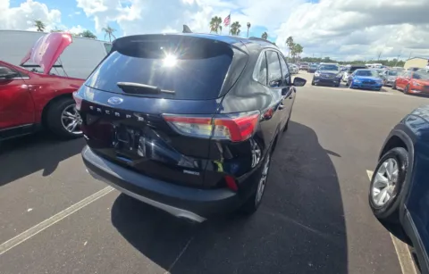 More photos of 2021 Ford Escape Hybrid SEL at Cassill Motors, IA