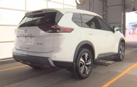 More photos of 2024 Nissan Rogue SL at Cassill Motors, IA