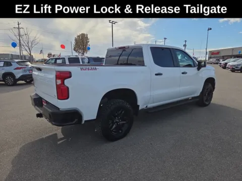 More photos of 2024 Chevrolet Silverado 1500 LT Trail Boss at Cassill Motors, IA