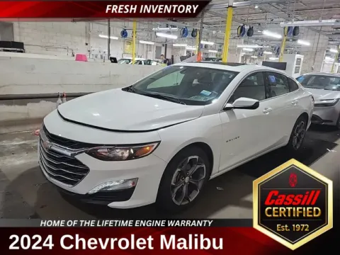 White 2024 Chevrolet Malibu LT for sale in Cedar Rapids, IA