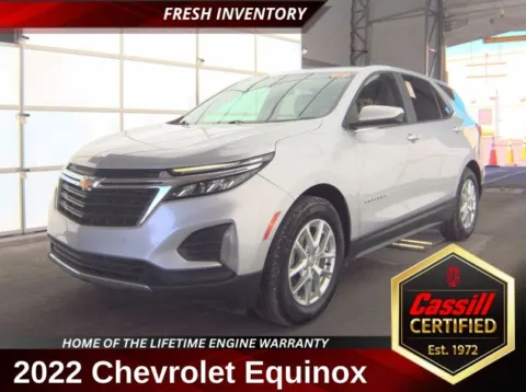 Silver 2022 Chevrolet Equinox LT for sale in Cedar Rapids, IA