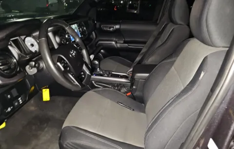 More photos of 2021 Toyota Tacoma TRD Off-Road at Cassill Motors, IA