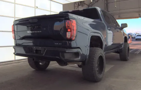 More photos of 2019 GMC Sierra 1500 SLE at Cassill Motors, IA