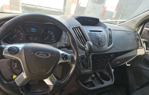 More photos of 2017 Ford Transit-350 at Cassill Motors, IA